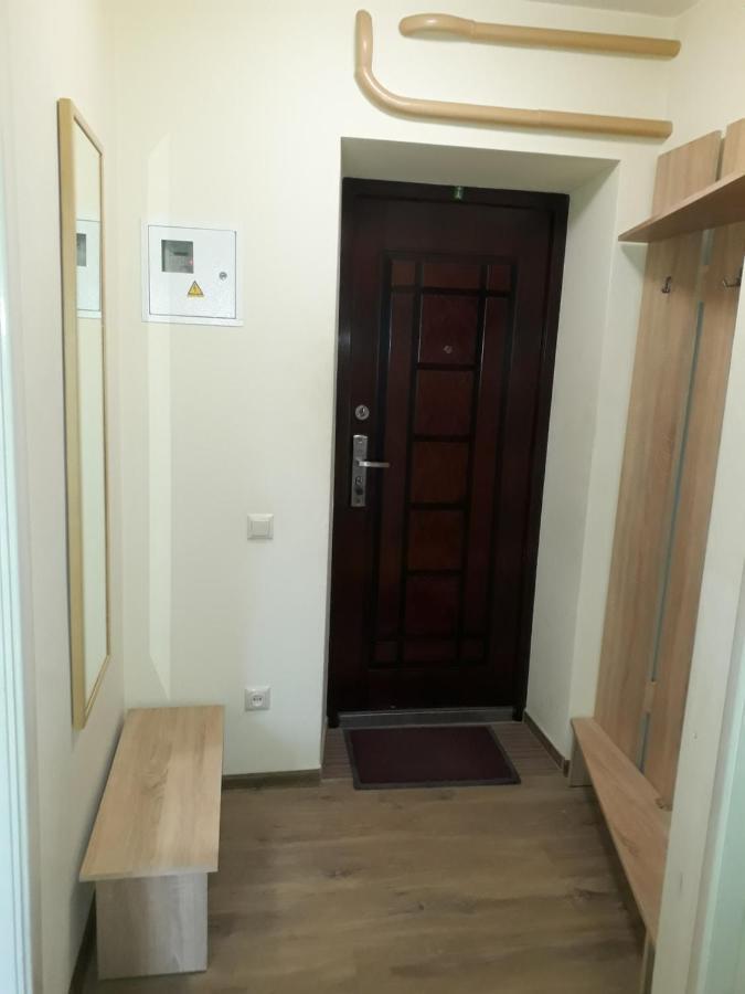 Затишні Апартаментами Біля Озера Ternopil Exterior photo